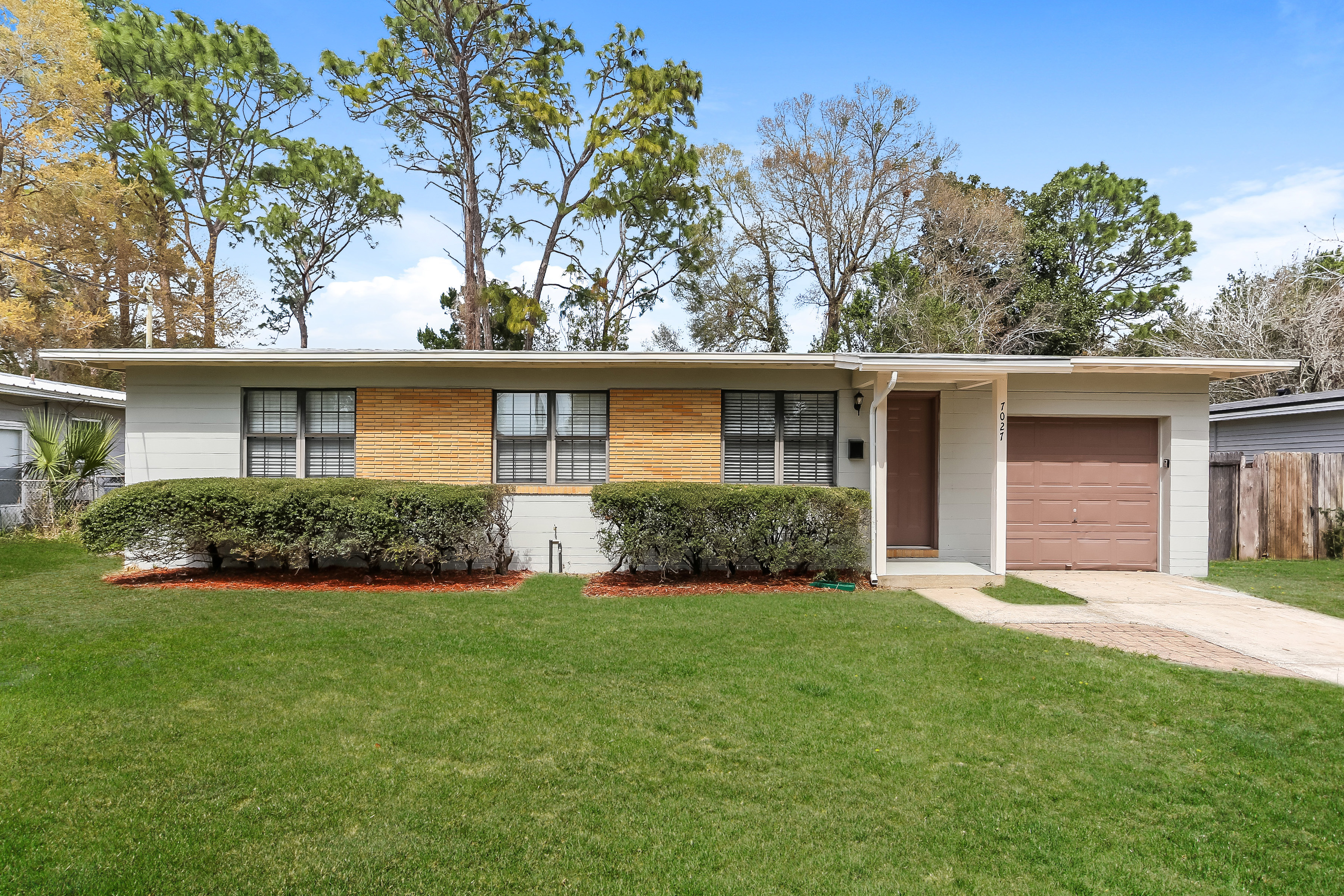 7027 Berrywood Ln Jacksonville, FL 32277